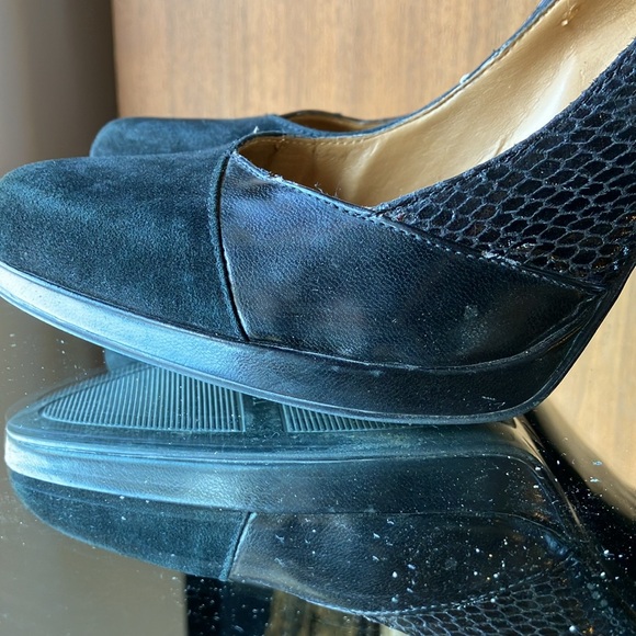 Nine West closed toe heel - Picture 5 of 8